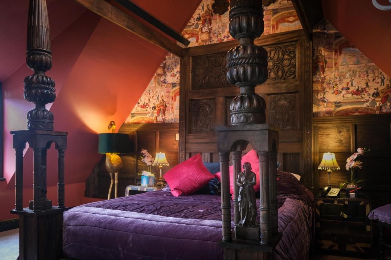Brockley Hall Hotel 4*