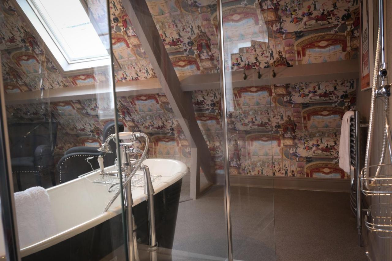 Brockley Hall Hotel 4*